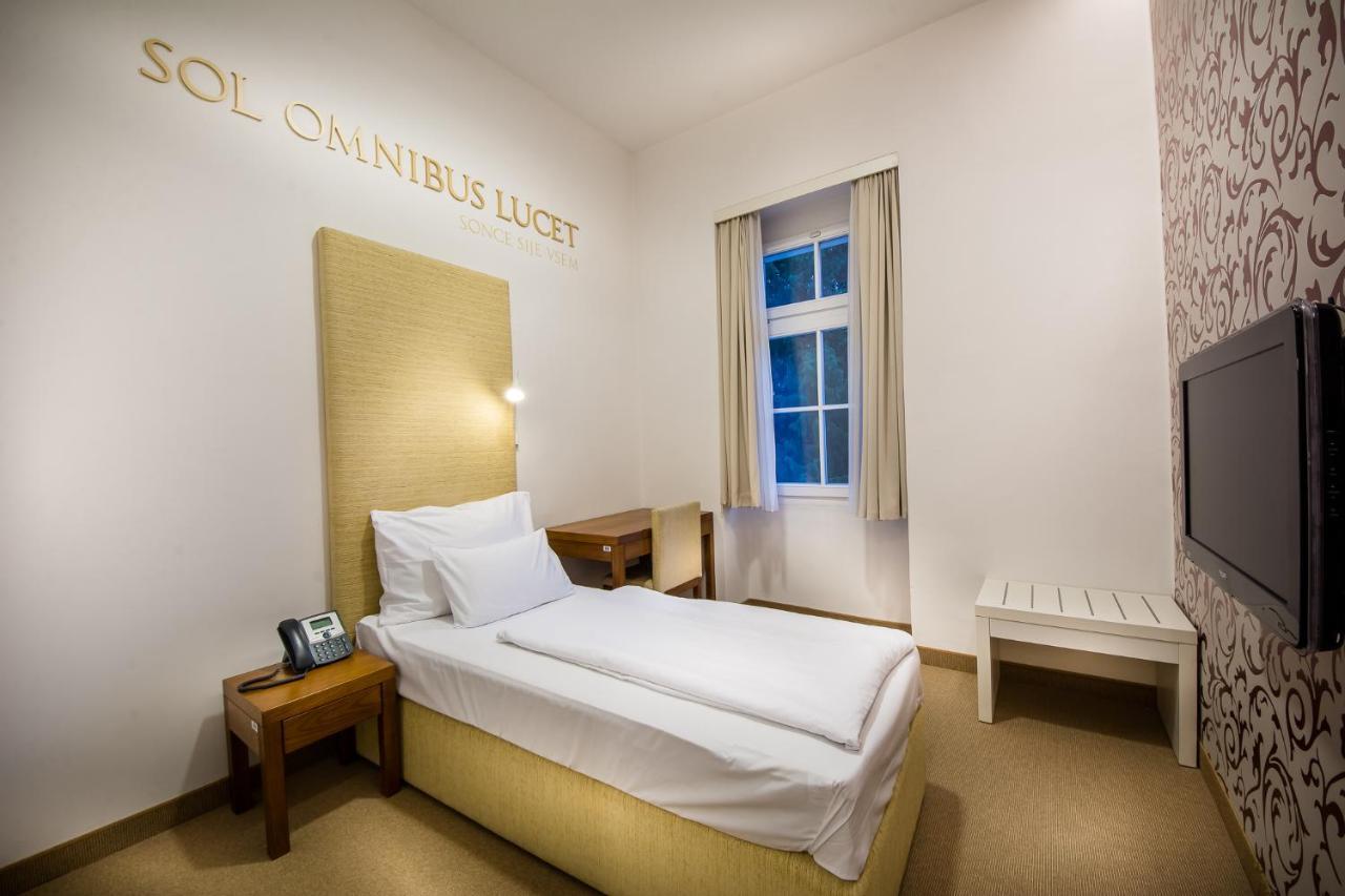 Rimske Terme Resort - Hotel Sofijin Dvor Rimske Toplice Buitenkant foto