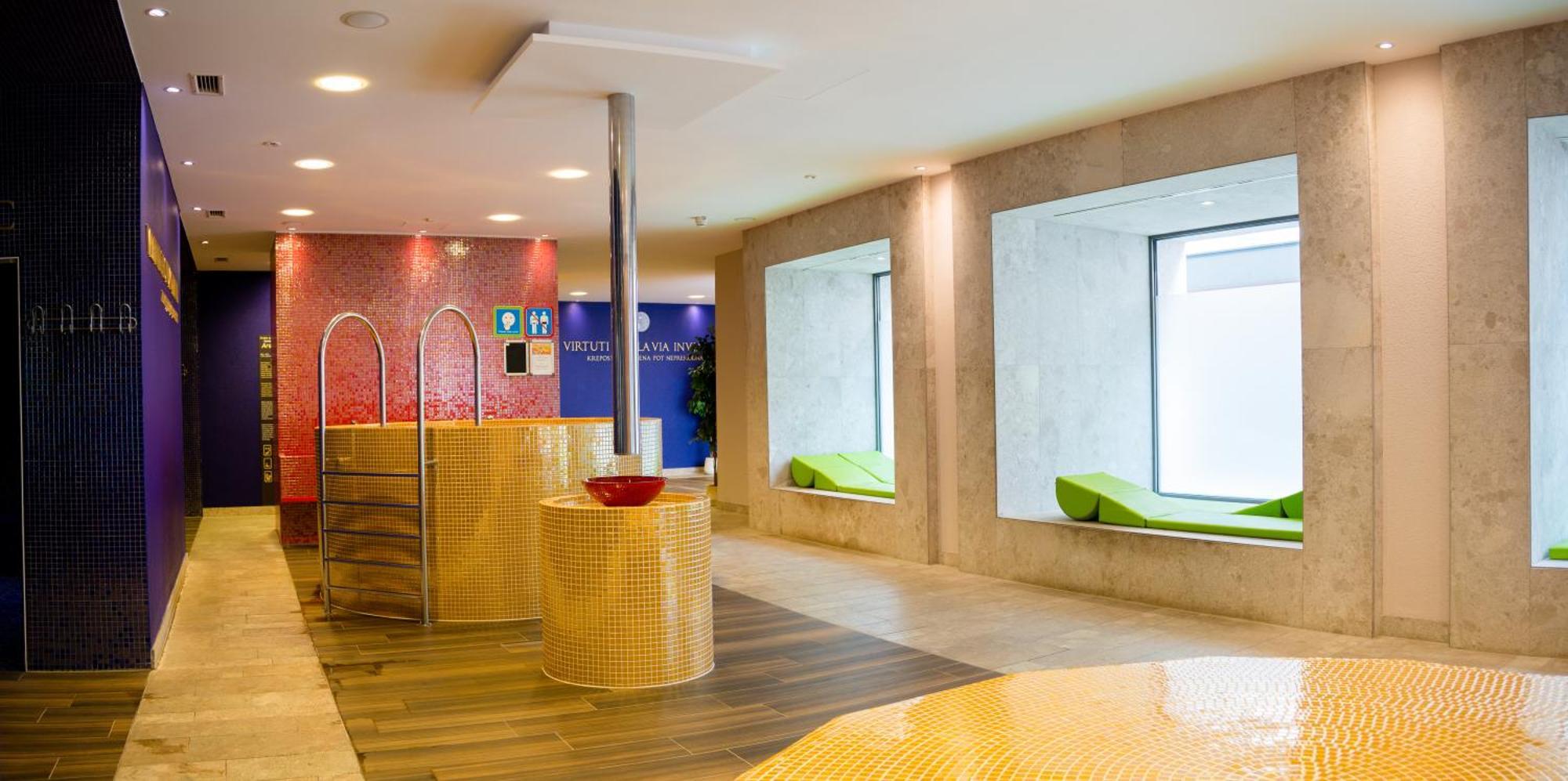 Rimske Terme Resort - Hotel Sofijin Dvor Rimske Toplice Buitenkant foto